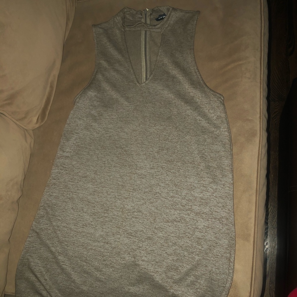 Women’s dress